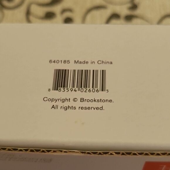 Brookstone Digital Keychain - Picture 2 of 8